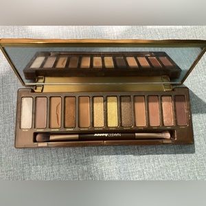Urban Decay Naked Honey Eyeshadow Palette